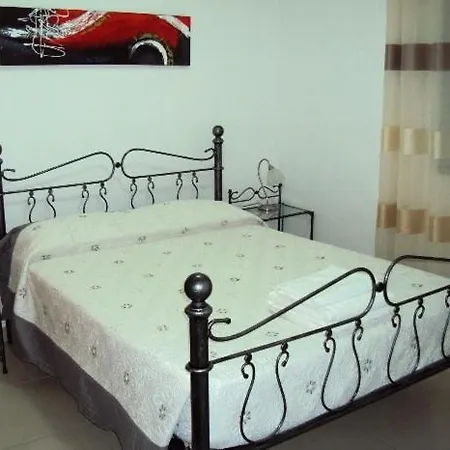 Casa Do Mosteiro De Refoios Do Lima